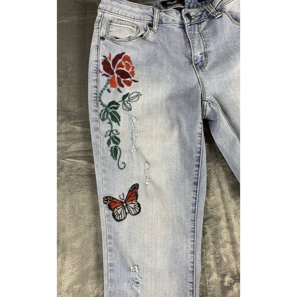 Earl Jean Women's Size 8 Embroidered Floral Butterfly Dragonfly Skinny Jeans - Picture 4 of 11